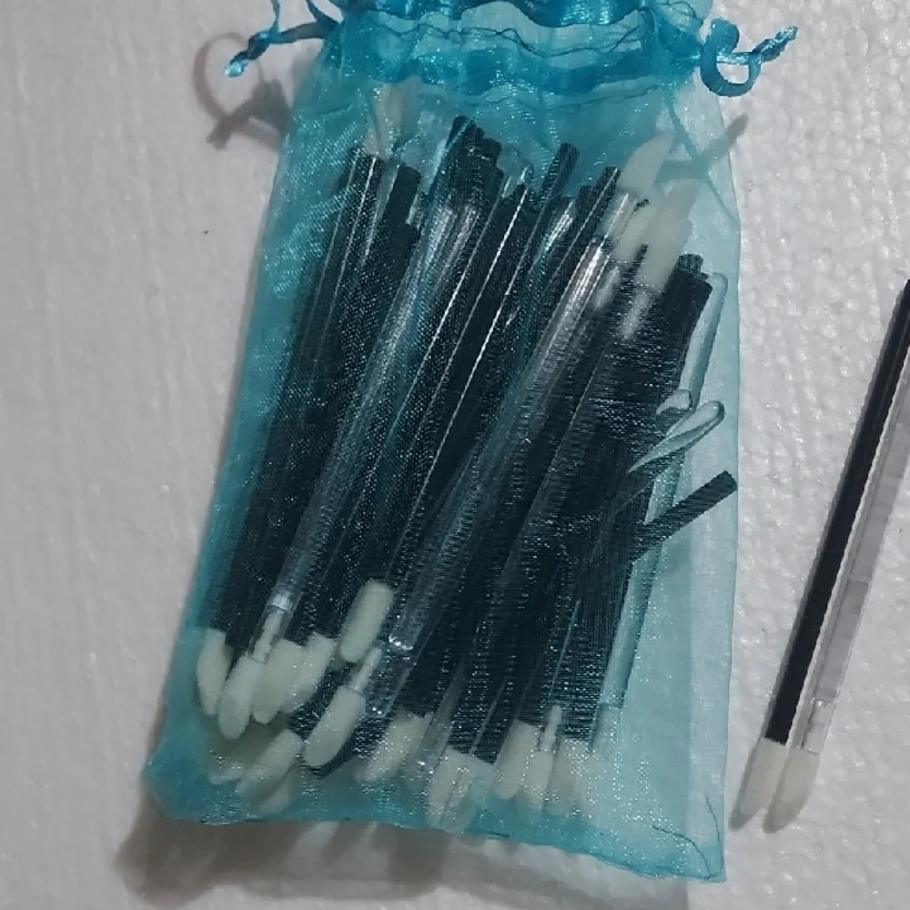 Makeup Applicators - Black and Clear